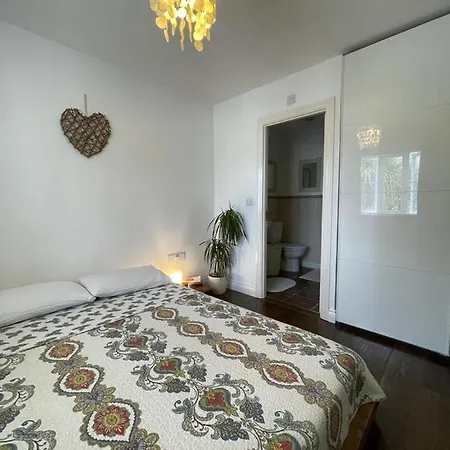 Homestay Thirtyseven Threemilestone